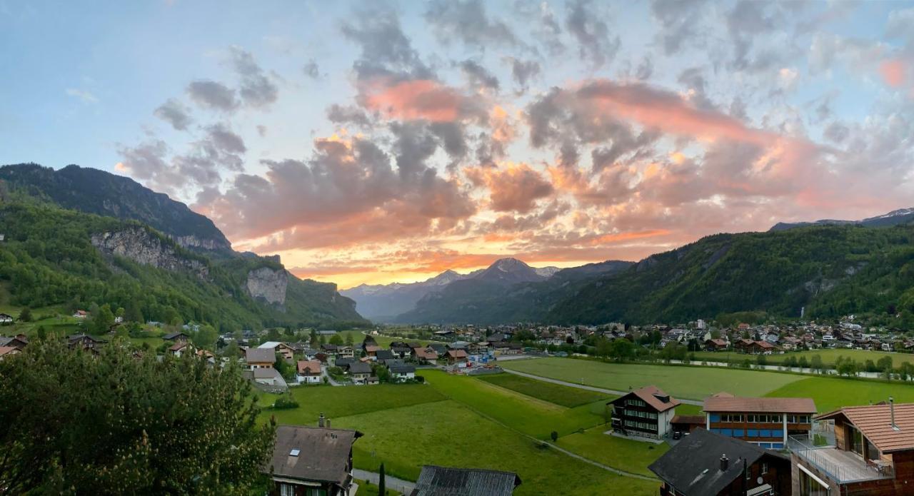 Appartement Aareschlucht- Grandiose Aussicht Fuer 2-6 Pers. Meiringen Eksteriør billede